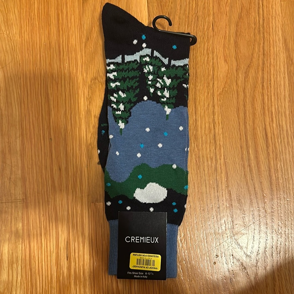 NWT Cremieux Socks